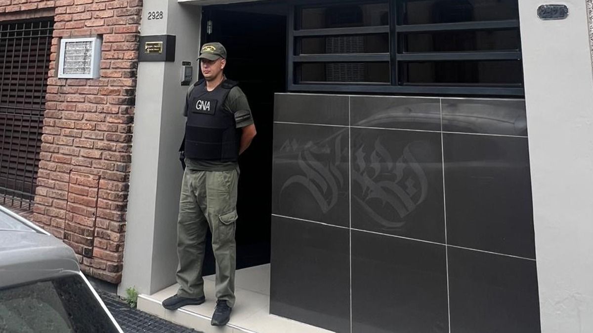 Los allanamientos se realizaron en una escribanía de Irigoyen Freyre 2928 y en los archivos del Colegio de Escribanos de Santa Fe.