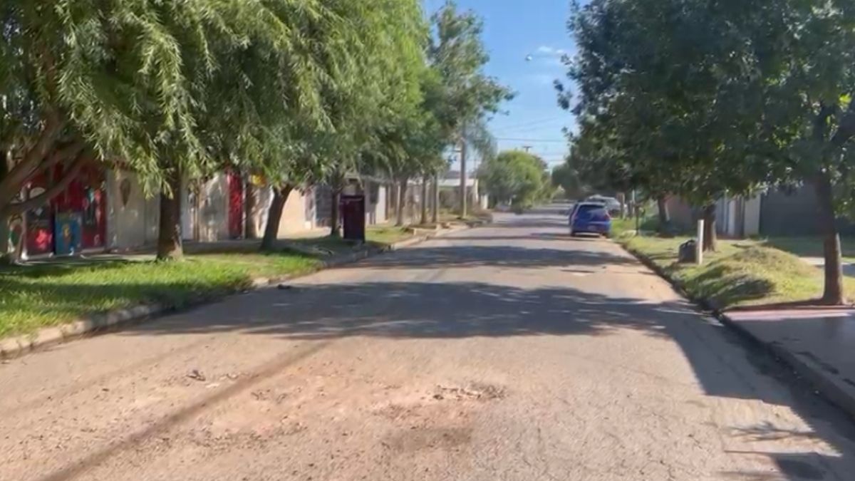 San José 10400, la cuadra donde cometieron el robo millonario. San José 10400, la cuadra donde cometieron el robo millonario.