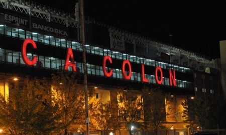 La policía encontró a dos chicos de 13 y 14 años dentro del club La policía encontró a dos chicos de 13 y 14 años dentro del club