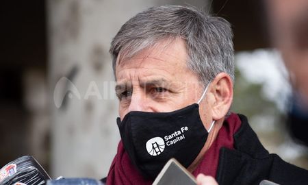 Ante el aumento de casos de coronavirus, el intendente Jatón advirtió a los santafesinos sobre la importancia de tomar conciencia. Ante el aumento de casos de coronavirus, el intendente Jatón advirtió a los santafesinos sobre la importancia de tomar conciencia.