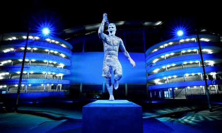Manchester City inauguró una estatua de Sergio Agüero en inmediaciones de su estadio. Manchester City inauguró una estatua de Sergio Agüero en inmediaciones de su estadio.