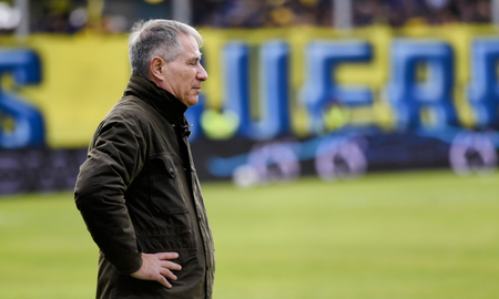 Holan, autocrítico tras la eliminación de Rosario Central contra Unión: No jugamos a la altura Holan, autocrítico tras la eliminación de Rosario Central contra Unión: No jugamos a la altura