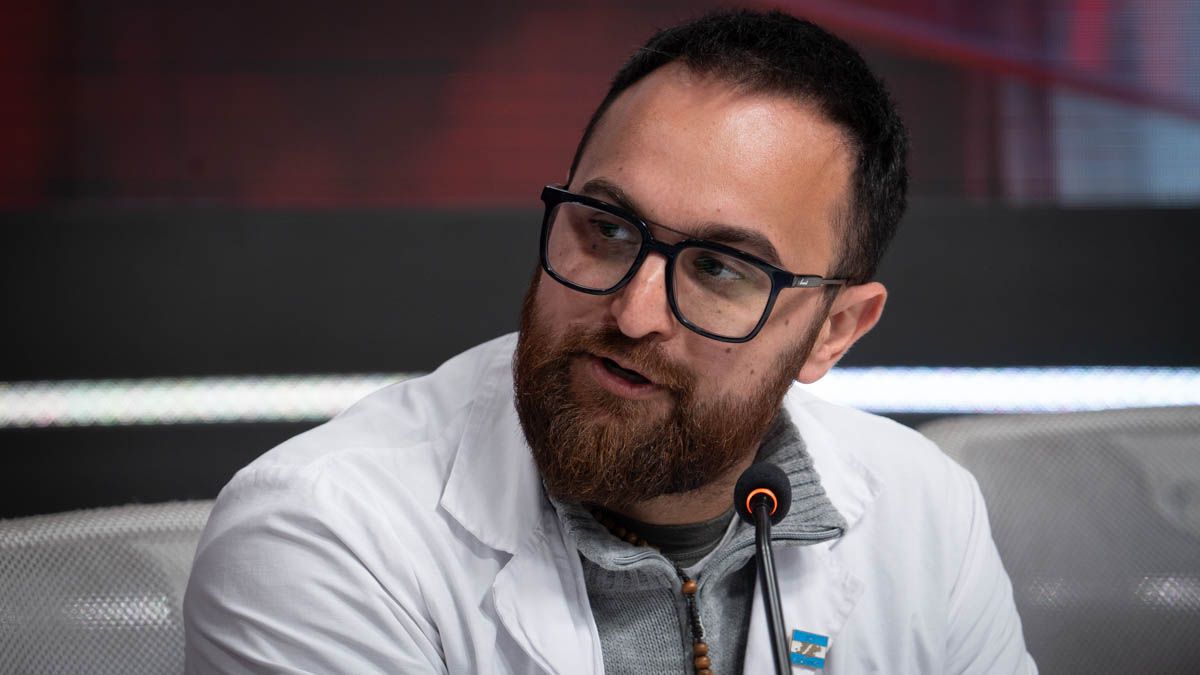 Pedro el Profe Medei visitó AIRE y repasó los temas claves de la ciudad de Santa Fe.&nbsp;