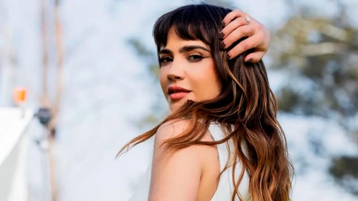 Celeste Cid cumplió 40 y se lució en bikini strapless