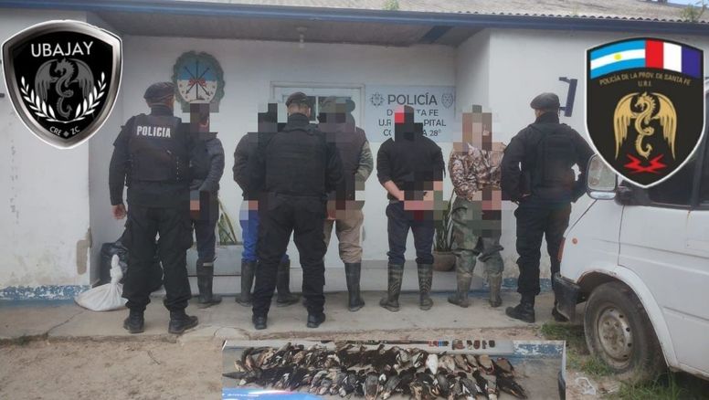 Santa Fe: la policía detuvo a cinco cazadores furtivos en el bañado y secuestró gran cantidad de aves muertas