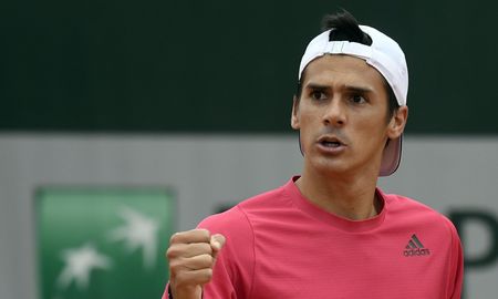 Federico Coria, hermano del Mago, ganó primer partido en Roland Garros a sus 28 años tras derrotar al taiwanés Jung. Federico Coria, hermano del Mago, ganó primer partido en Roland Garros a sus 28 años tras derrotar al taiwanés Jung.