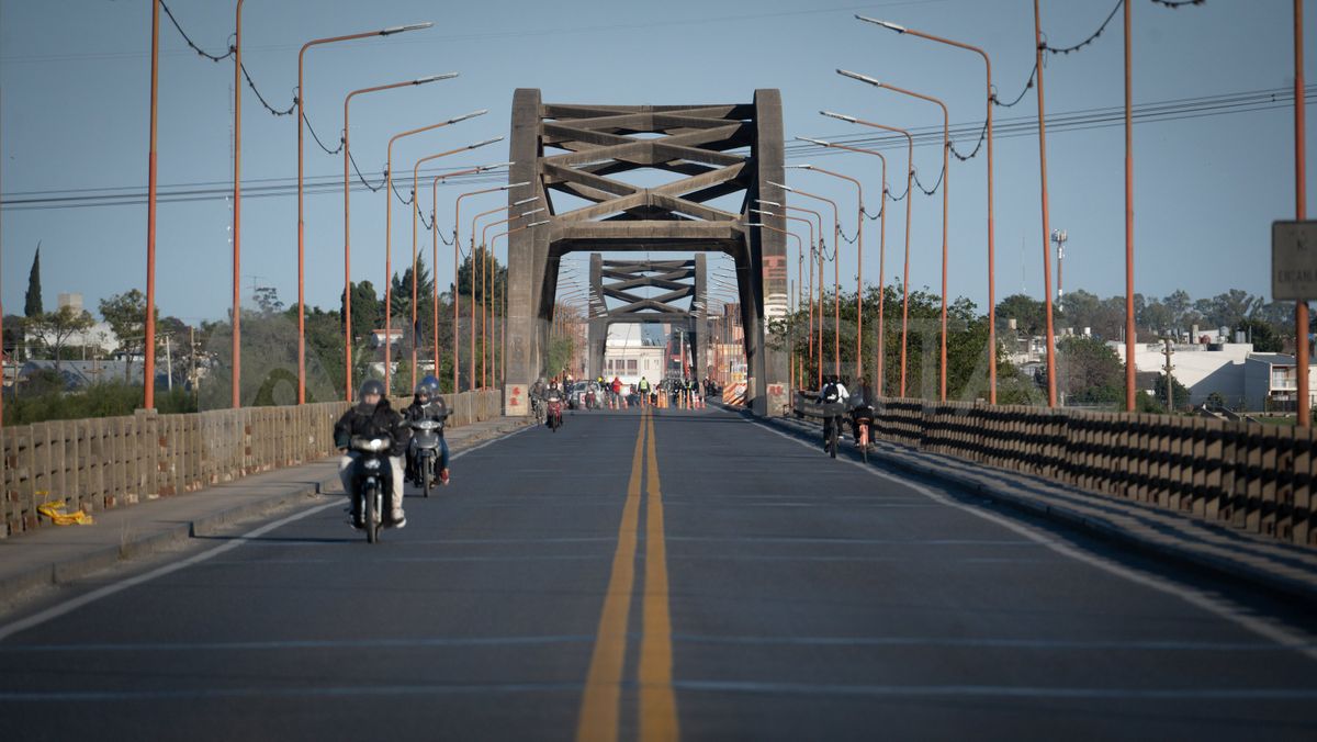 Se cumplen seis meses del cierre del Puente Carretero Santa Fe – Santo Tomé.