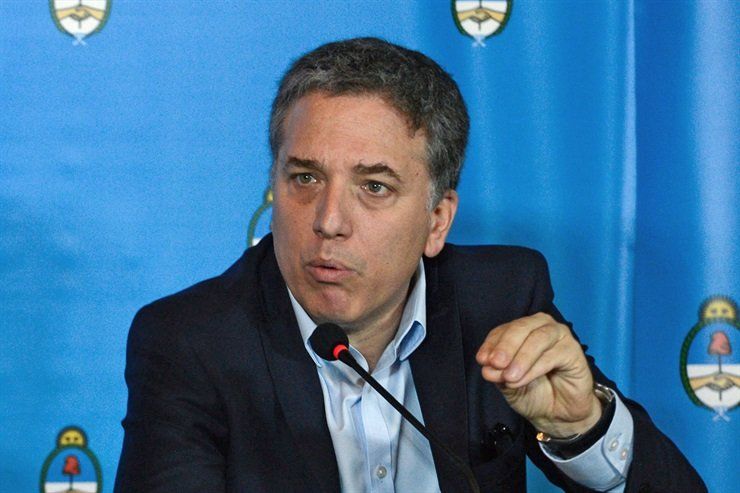 Dujovne, sobre el dólar: “No hay que ponerse nervioso”