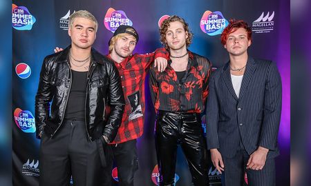 5 Seconds of Summer vuelve a Argentina y dará un show en el Luna Park. 5 Seconds of Summer vuelve a Argentina y dará un show en el Luna Park.