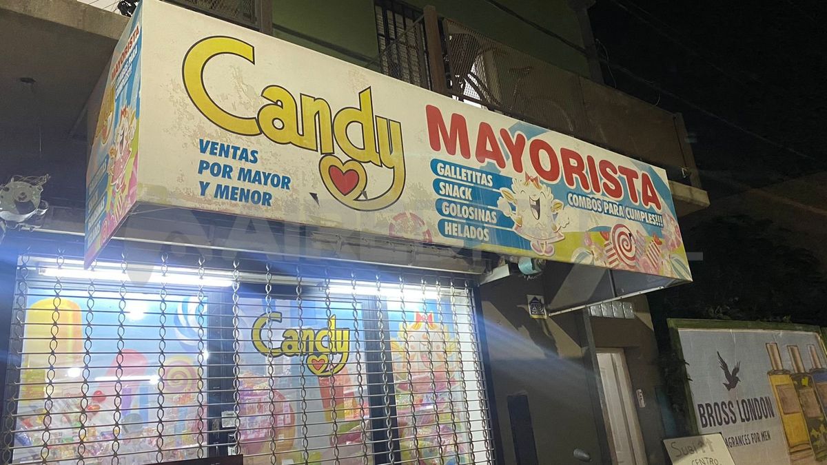El indignante hecho ocurrió este miércoles en un comercio ubicado en Gorriti 3600.
