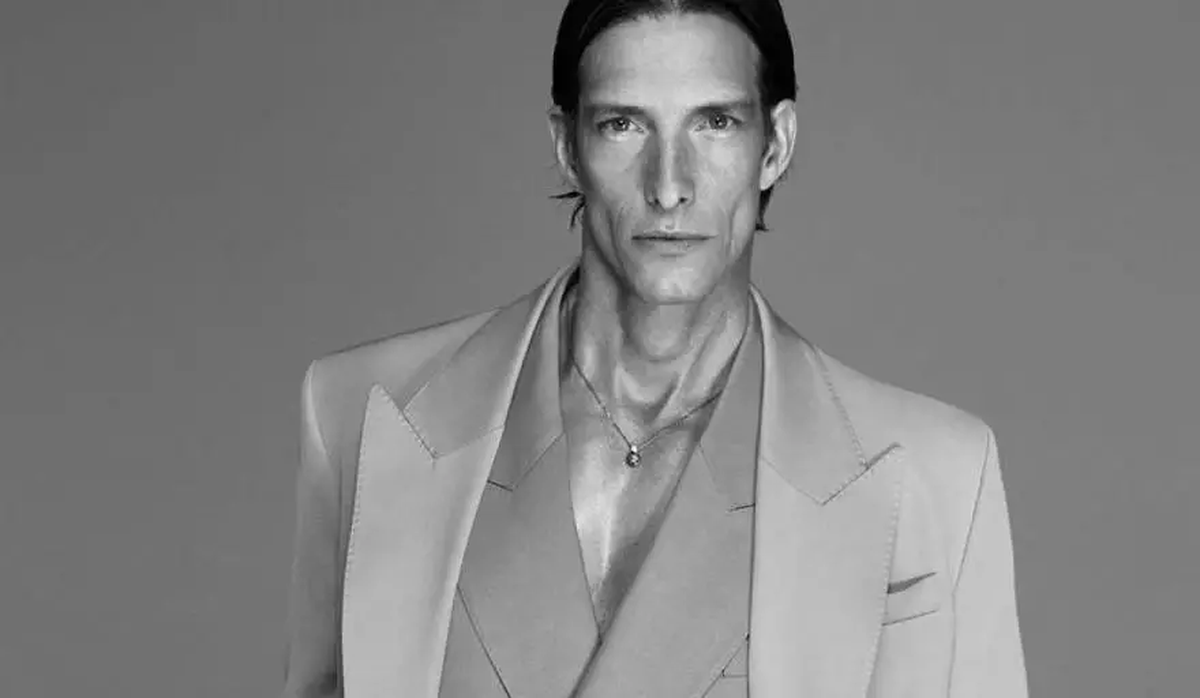 Además del desfile, Iván de Pineda volvió a participar en campañas gráficas para la marca italiana.