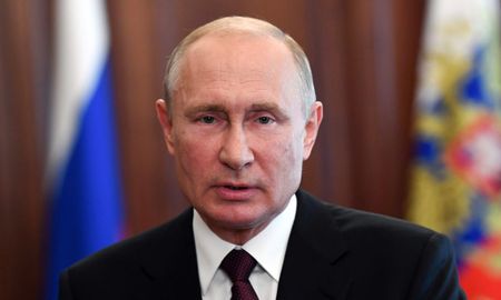 el partido de putin gana las parlamentarias en rusia, segun los primeros computos oficiales el partido de putin gana las parlamentarias en rusia, segun los primeros computos oficiales