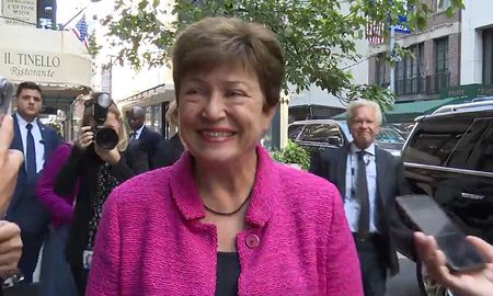Así llegaba Georgieva al Consulado este lunes. Así llegaba Georgieva al Consulado este lunes.