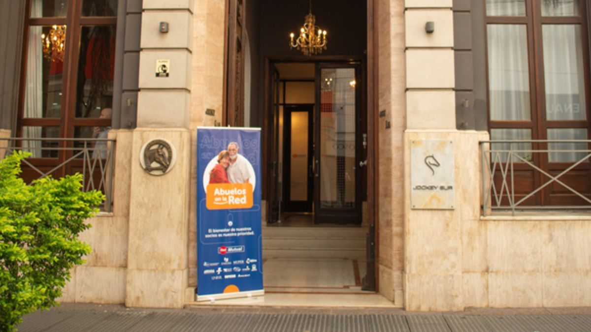 El evento tuvo lugar en el Jockey Sur Multiespacios y tuvo el apoyo de Mutual AMEP y Mutual del Trabajador Vial Santa Fe. El evento tuvo lugar en el Jockey Sur Multiespacios y tuvo el apoyo de Mutual AMEP y Mutual del Trabajador Vial Santa Fe. 