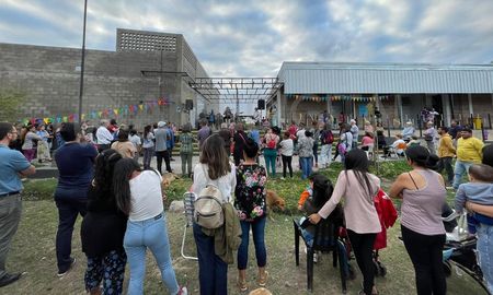 Con gran cantidad de vecinos, quedó inaugurado el Sum de playa norte y el centro comunitario. Con gran cantidad de vecinos, quedó inaugurado el Sum de playa norte y el centro comunitario.