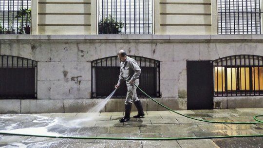 Le subieron las expensas al doble en 6 meses, se quejó y recibió una respuesta viral: Depurar el edificio
