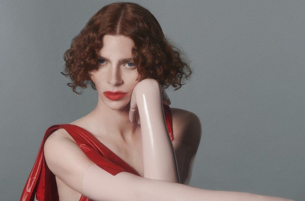 La artista Sophie tuvo grandes colaboraciones con Madonna y Lady Gaga.