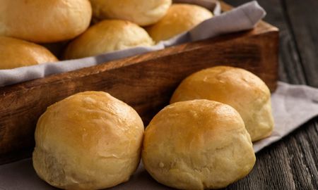 como hacer pan casero en 3 minutos, con tres ingredientes ¡y sin harina! como hacer pan casero en 3 minutos, con tres ingredientes ¡y sin harina!