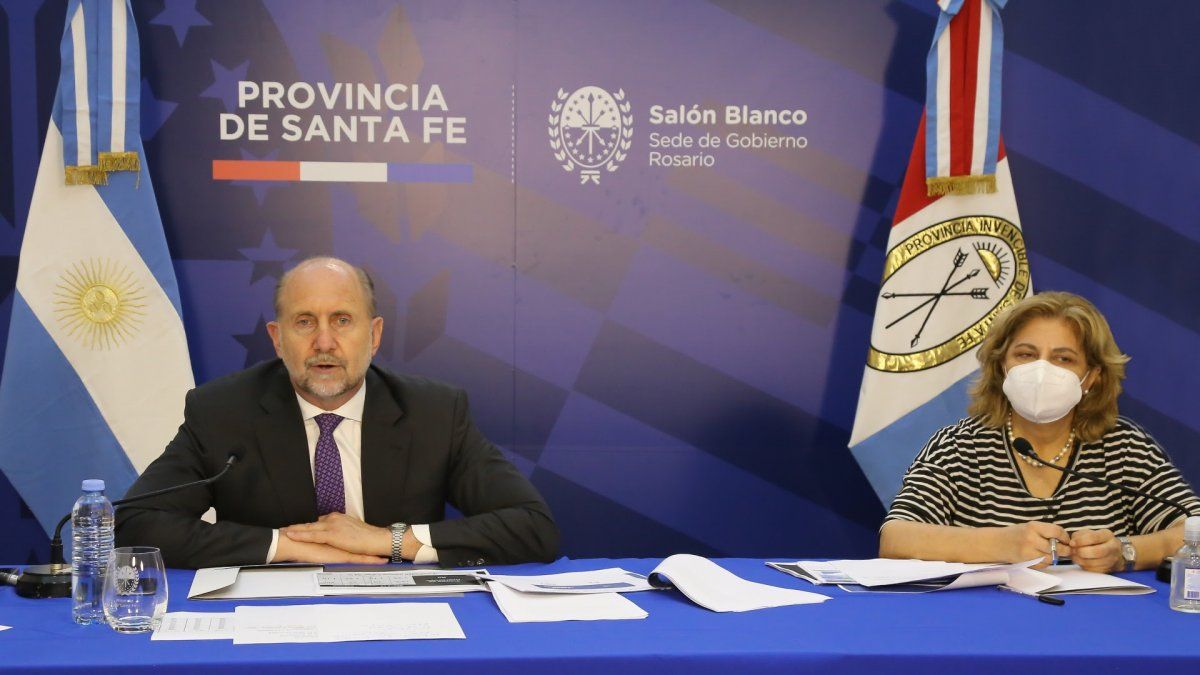 Perotti encabezó la videoconferencia junto con la ministra de Salud.