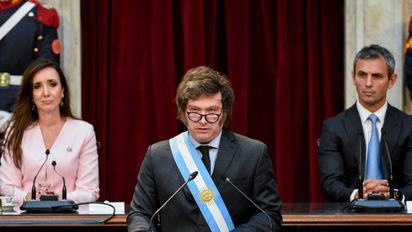 Javier Milei: dos años a puro vértigo, con luces y sombras en la economía y una hoja de ruta hacia 2027