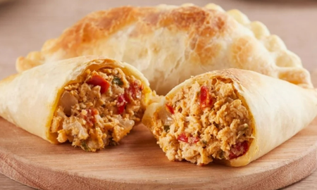 La receta para hacer empanadas jugosas de pollo en 4 pasos La receta para hacer empanadas jugosas de pollo en 4 pasos