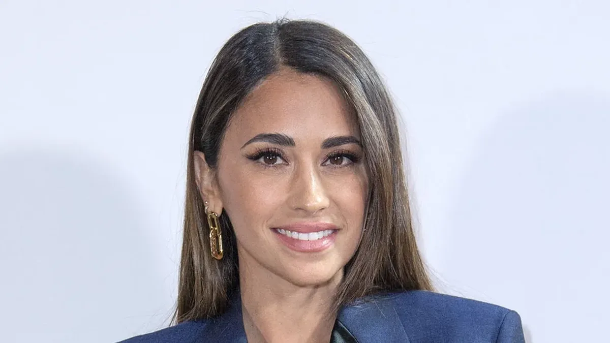 Antonela Roccuzzo se reencontró con sus amigas de siempre en Rosario