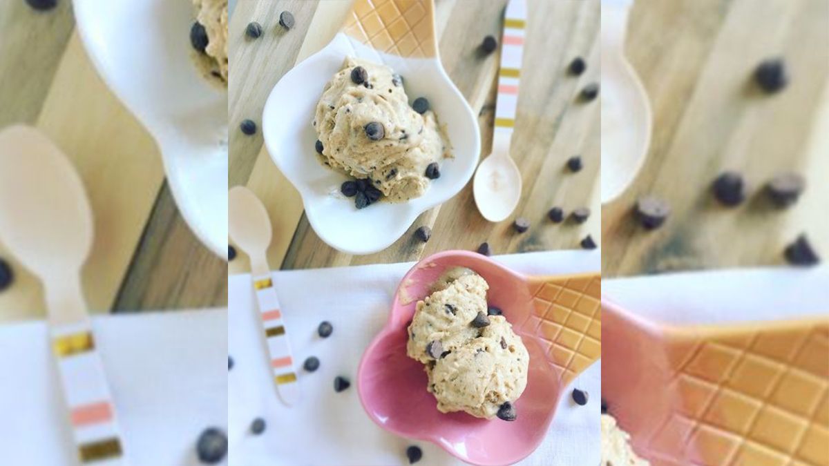 Helado de banana y chispas de chocolate