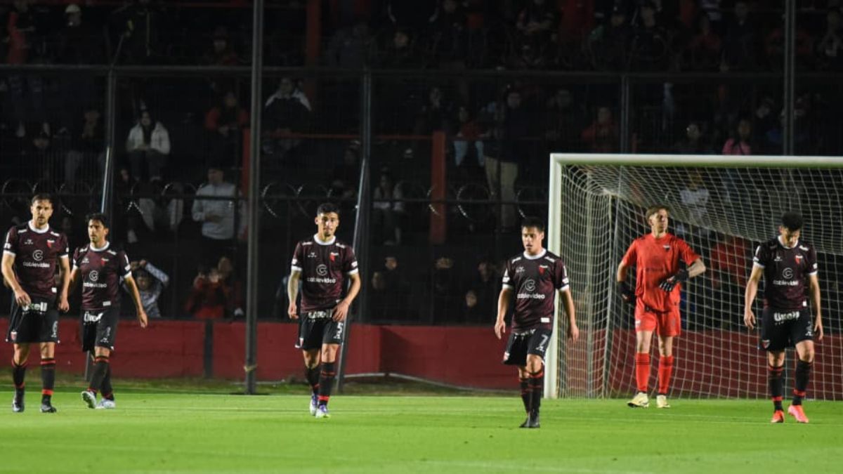 Colón cae 1 a 0 ante Estudiantes de Río Cuarto.