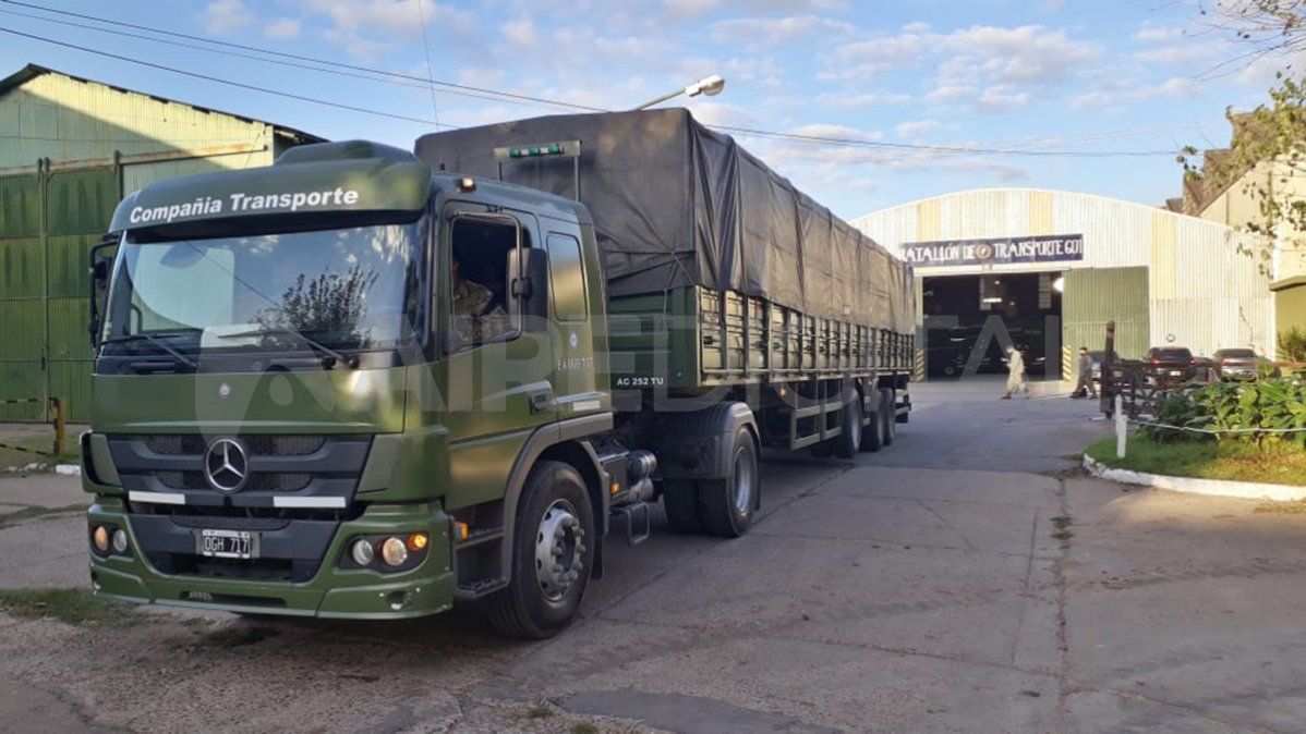 Ya salieron desde Buenos Aires los camiones con el hospital modular para Santa Fe