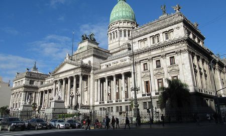 El Ejecutivo santafesino apuntó contra el Poder Legislativo de la Nación porque el tratamiento del proyecto de ley para reforzar la justicia federal en Santa Fe es nulo. El Ejecutivo santafesino apuntó contra el Poder Legislativo de la Nación porque el tratamiento del proyecto de ley para reforzar la justicia federal en Santa Fe es nulo.