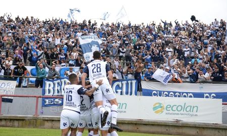 ¡sonrie maradona! gimnasia gano a aldosivi y sigue dando pelea ¡sonrie maradona! gimnasia gano a aldosivi y sigue dando pelea