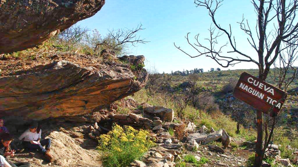 La reserva Naguan Tica ofrece 40 hectáreas de bosque, fauna autóctona y restos arqueológicos de los pueblos originarios. La reserva Naguan Tica ofrece 40 hectáreas de bosque, fauna autóctona y restos arqueológicos de los pueblos originarios.