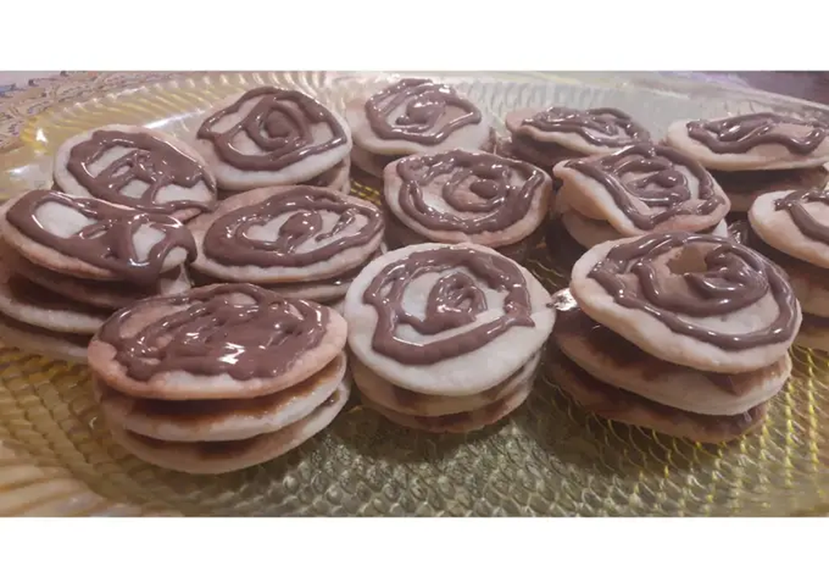 Alfajores santafesinos con chocolate. Alfajores santafesinos con chocolate. 