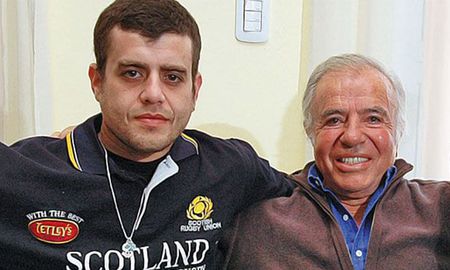 El hijo extramatrimonial de Carlos Menem tiene 38 años. El hijo extramatrimonial de Carlos Menem tiene 38 años.