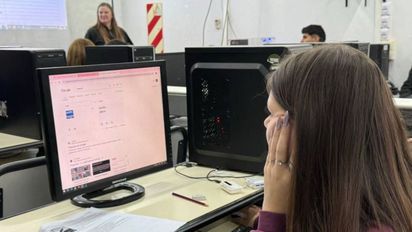 Plan FinEs 2026: abrieron las inscripciones para que estudiantes de escuelas santafesinas puedan terminar la secundaria