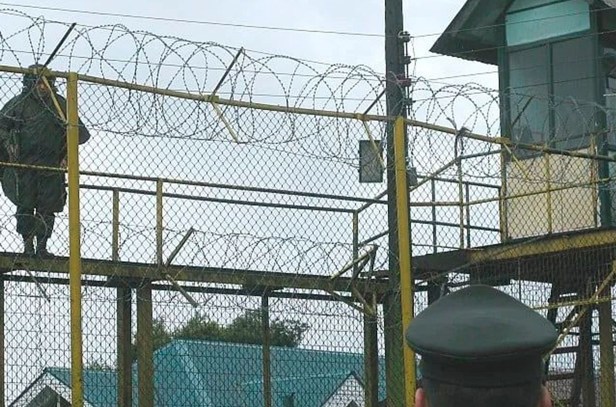 Presos asesinaron salvajemente a un condenado por abusar de su hija de 4 años.