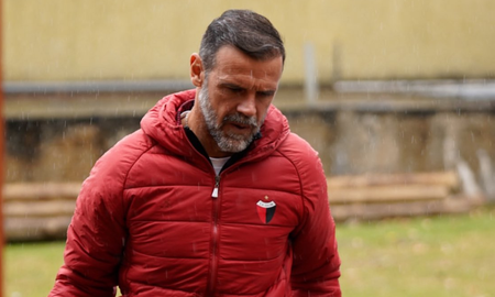 Sorpresa en Colón: Yllana dejó afuera a dos referentes para el duelo ante Mitre Sorpresa en Colón: Yllana dejó afuera a dos referentes para el duelo ante Mitre