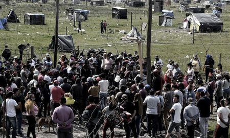 Predio tomado desde julio en Guernica. Predio tomado desde julio en Guernica.