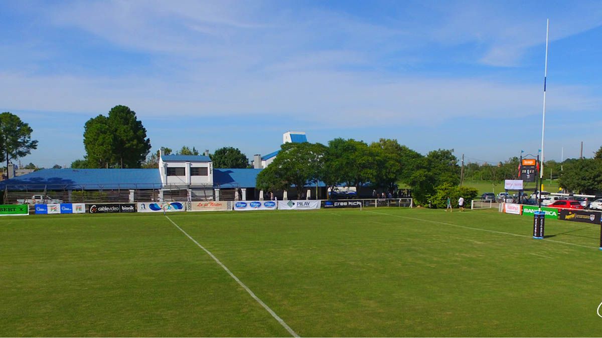 La información fue confirmada por la Asociación santafesina de Rugby mediante sus redes sociales donde además se informó que este domingo la jornada deportiva fue suspendida.