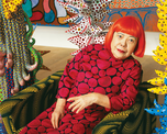 Yayoi Kusama, la icónica creadora japonesa de los lunares e instalaciones inmersivas, falleció a los 97 años.