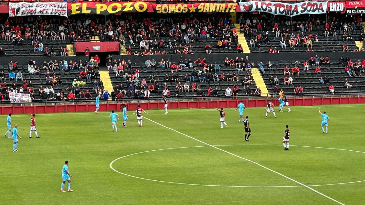 Colón le ganó al CADU y cerró un año para el olvido: Bernardi le dio un triunfo después de dos meses y medio