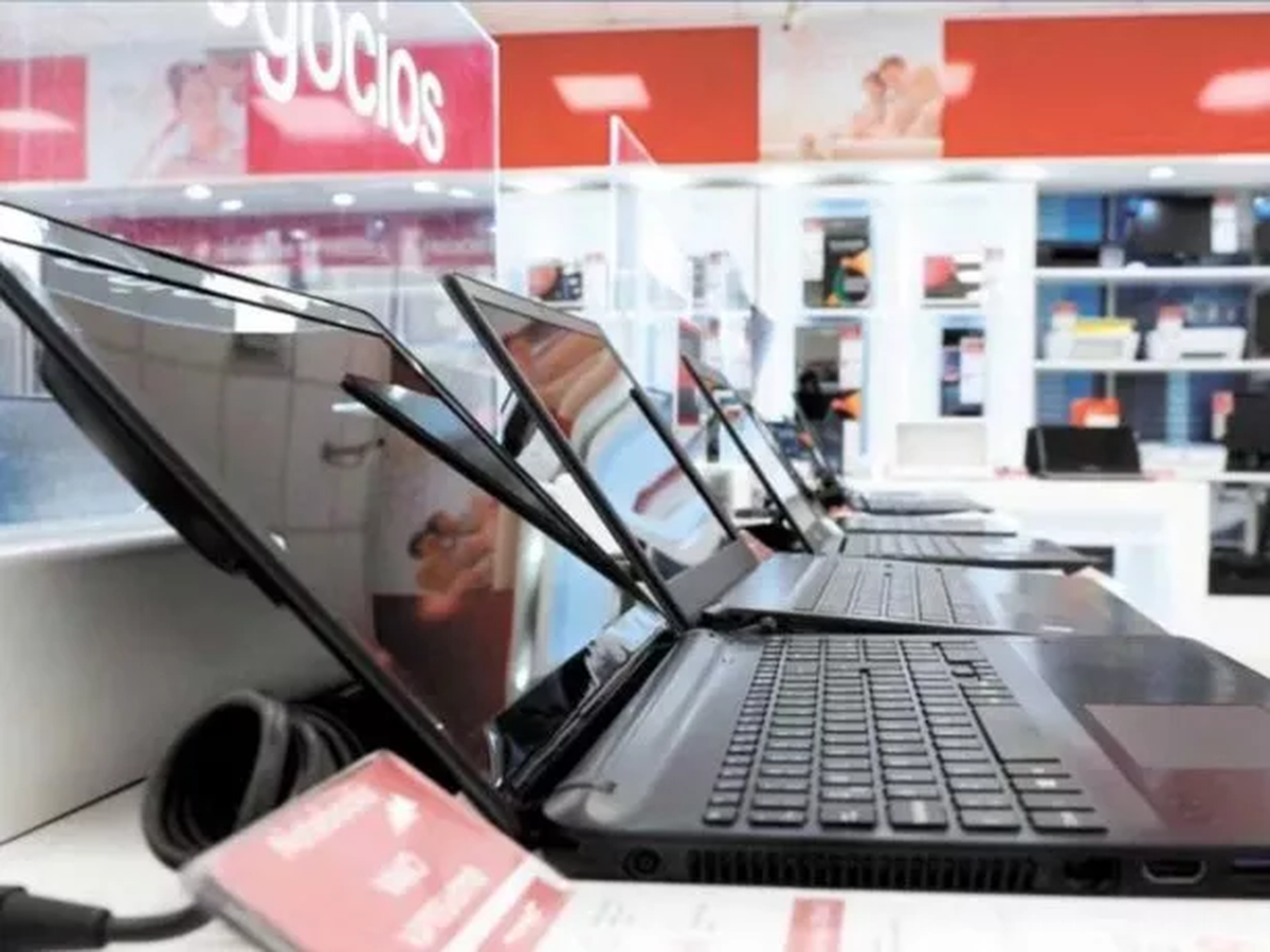 Banco Nación financiará la compra de computadoras y teléfonos.