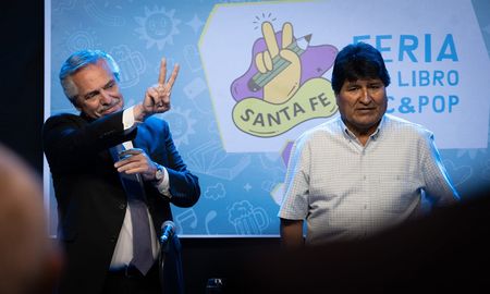 El presidente Alberto Fernández junto a Evo Morales en la ciudad de Santa Fe. El presidente Alberto Fernández junto a Evo Morales en la ciudad de Santa Fe.