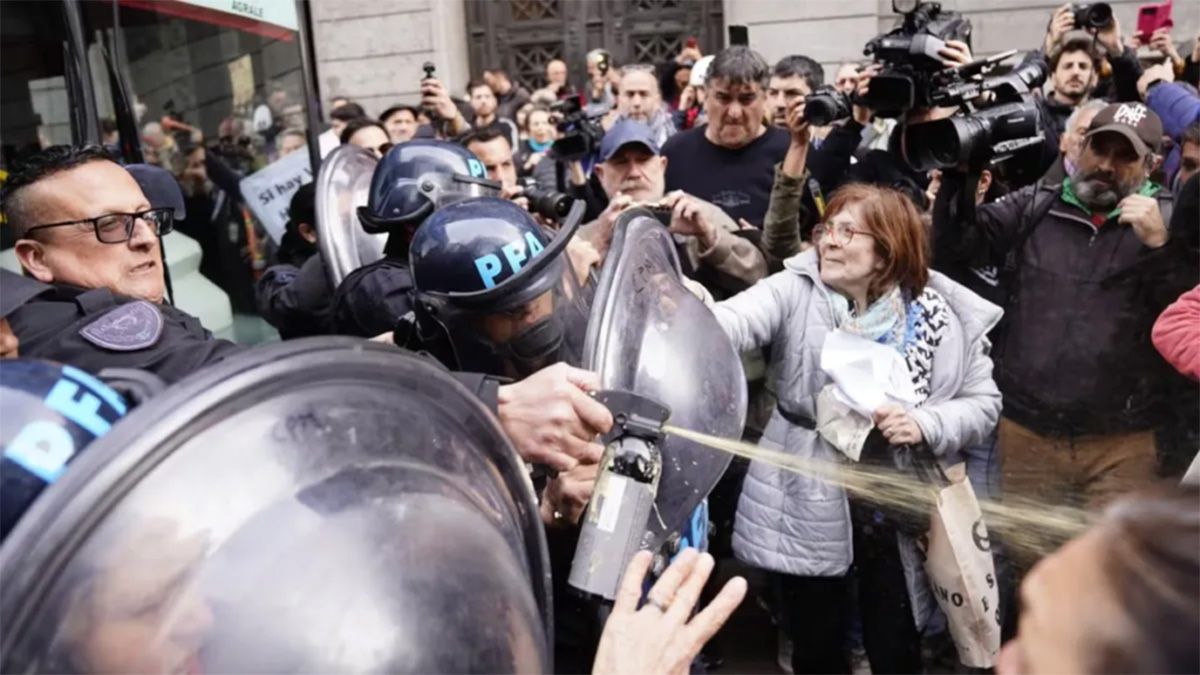 Los hechos bajo investigación ocurrieron durante el operativo llevado a cabo por la Policía Federal el 4 de septiembre de 2024 en inmediaciones del Congreso de la Nación. Los hechos bajo investigación ocurrieron durante el operativo llevado a cabo por la Policía Federal el 4 de septiembre de 2024 en inmediaciones del Congreso de la Nación.