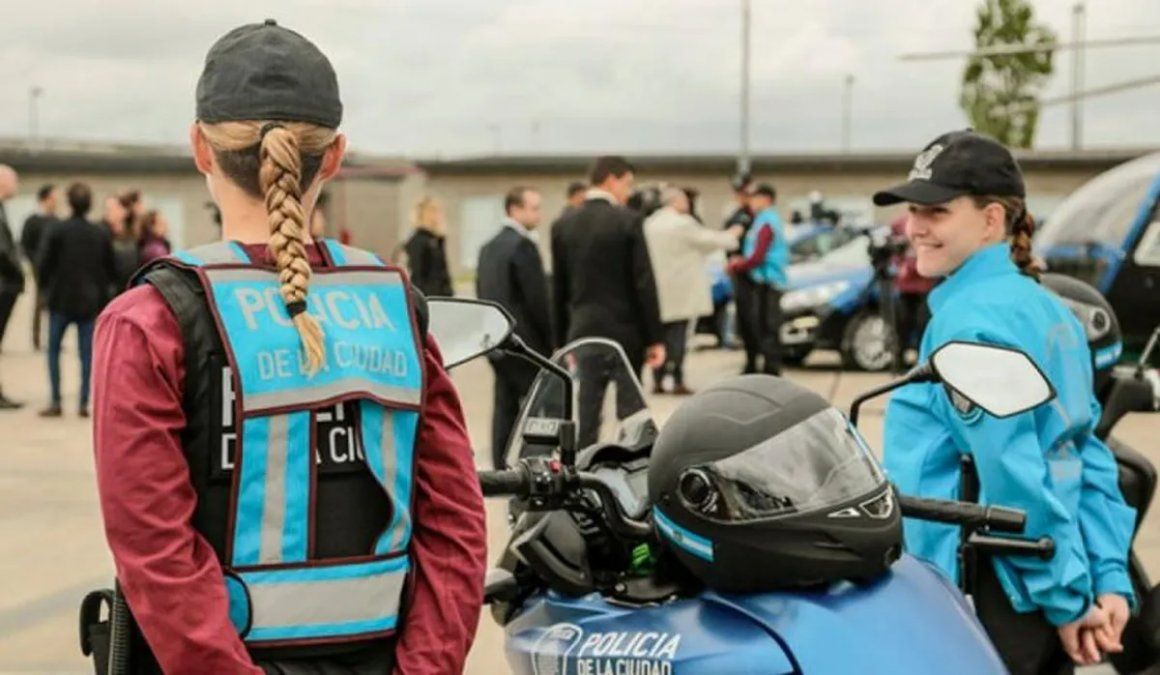 Una mujer policía mató a un motochorro que intentó asaltarla