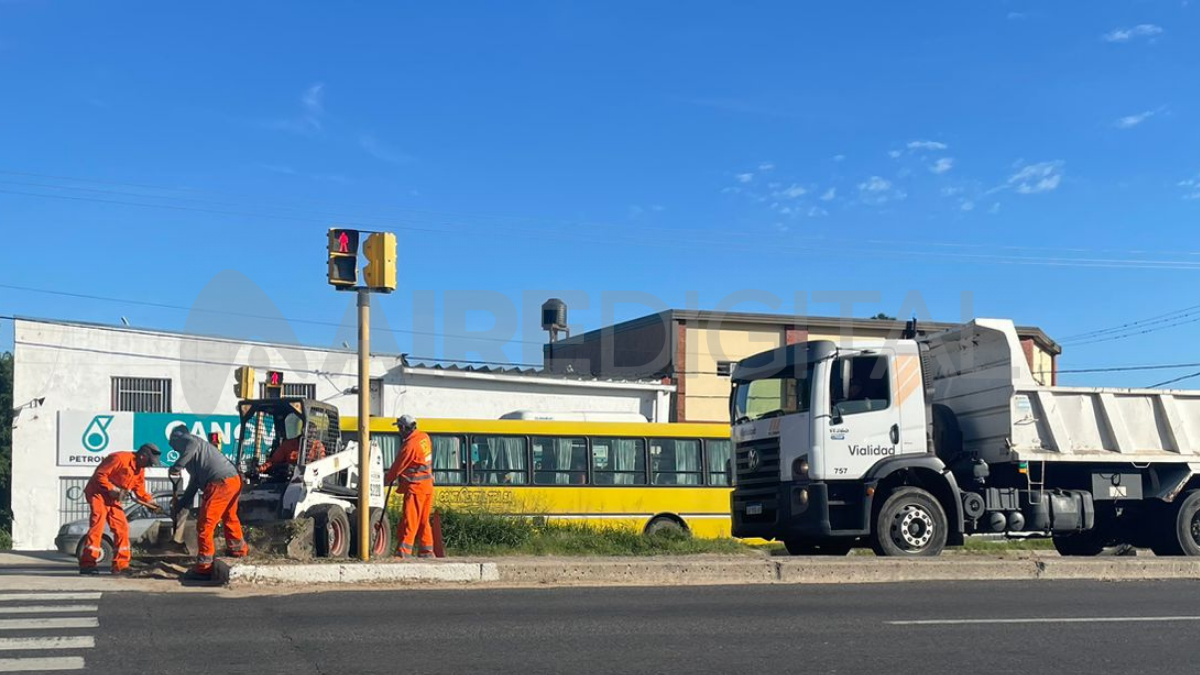 Los trabajos de limpieza se extenderán hasta las 14 en la ruta provincial N°1. Los trabajos de limpieza se extenderán hasta las 14 en la ruta provincial N°1.