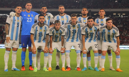 La Selección Argentina ante Indonesia en la gira por Asia. La Selección Argentina ante Indonesia en la gira por Asia.