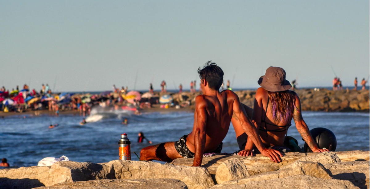 El balneario dispone de cinco paradores y playas con bajada p&uacute;blica