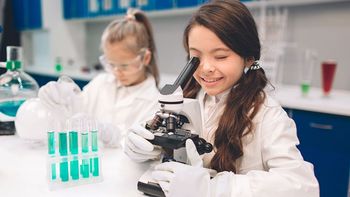 Día de la Mujer y la Niña en la Ciencia: dos investigadoras santafesinas cuentan cómo investigan el océano y el cerebro