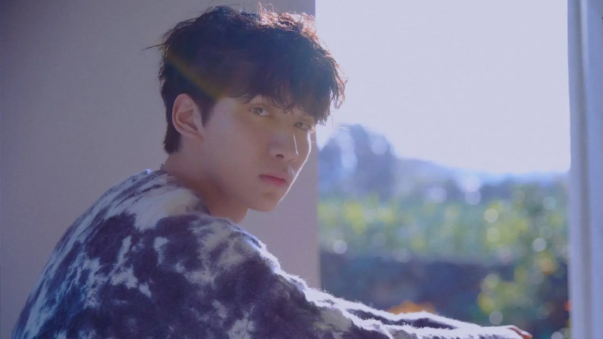Hyuk será el último integrante de VIXX en hacer el servicio militar obligatorio. Hyuk será el último integrante de VIXX en hacer el servicio militar obligatorio.